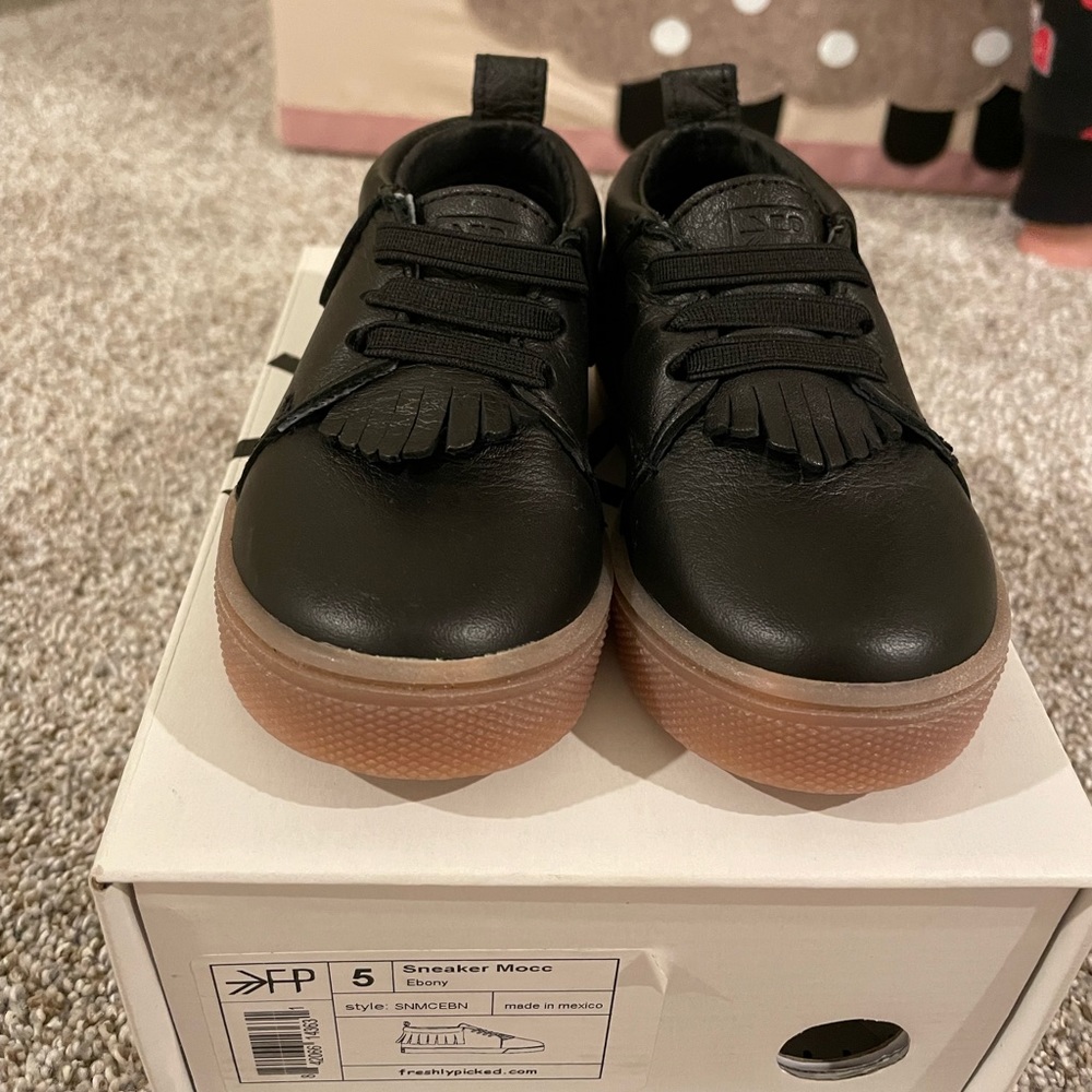 Freshly Picked moccasin sneakers!